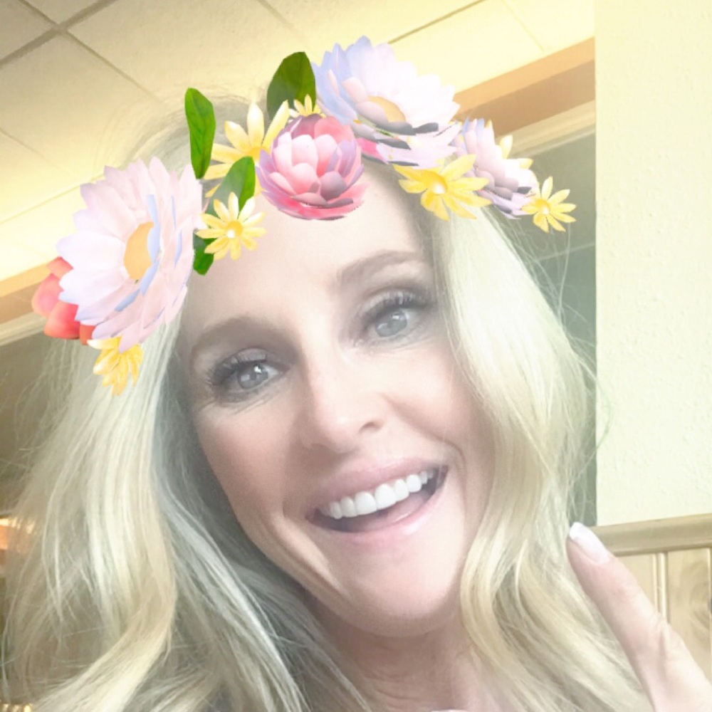 Meet your Posher, Lisa